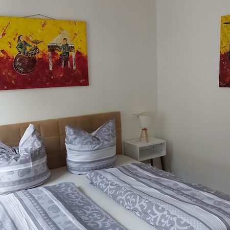 Ferienwohnung Lieser Am Markt Luaran gambar