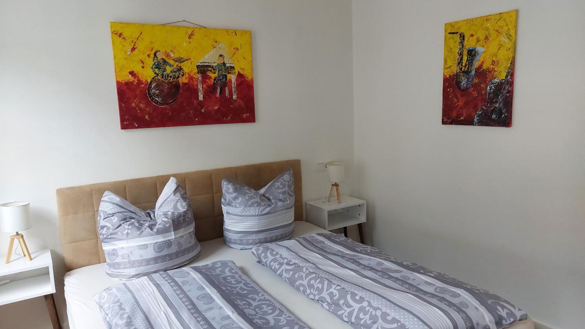 Ferienwohnung Lieser Am Markt Luaran gambar